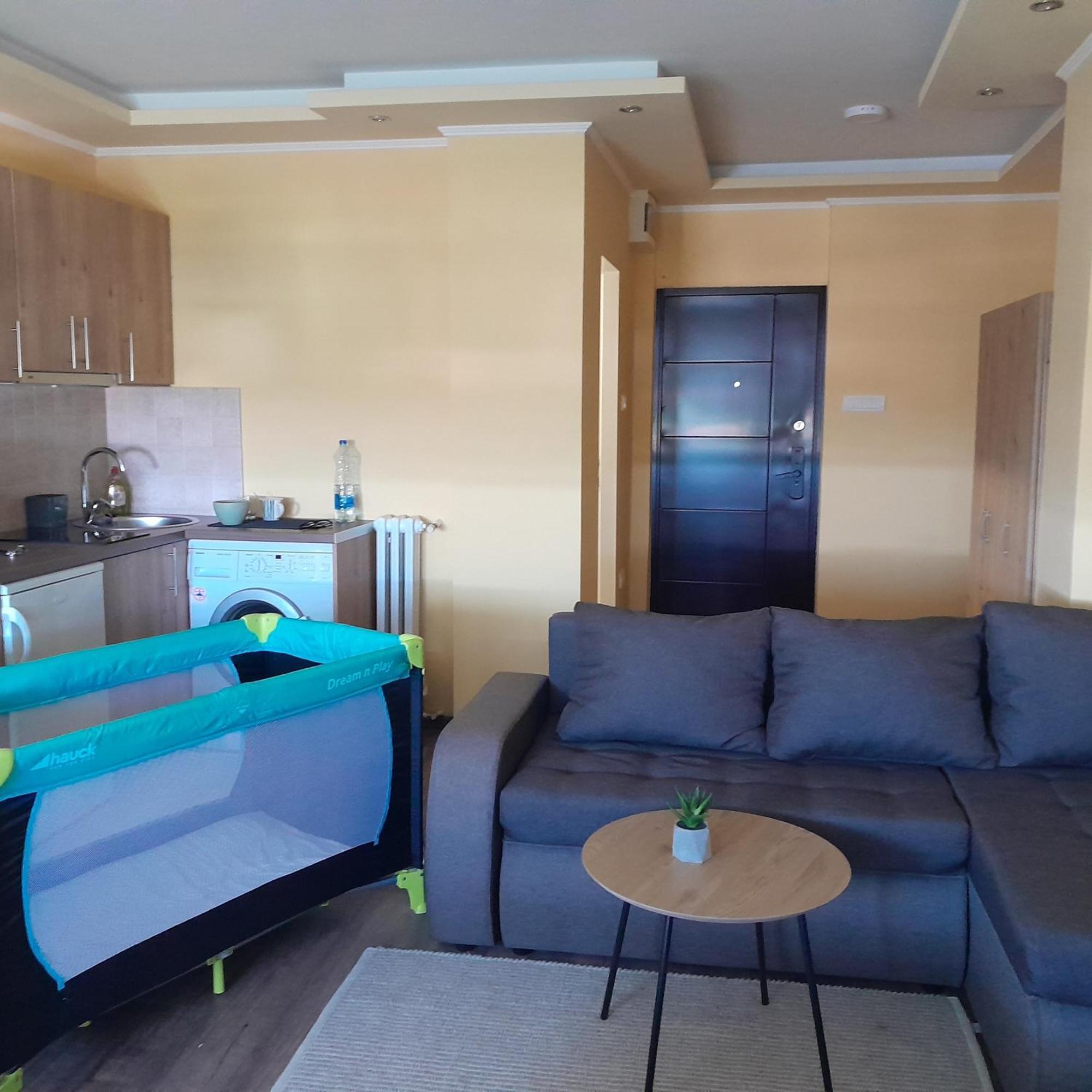 Апартаменты Lara Apartman Суботица Экстерьер фото
